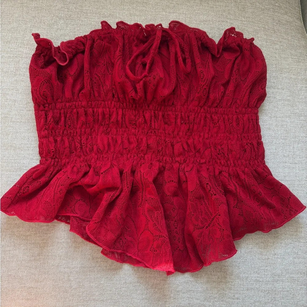 Ruched & Ruffled Red Lace Strapless Tube Top - Picture 2 of 3